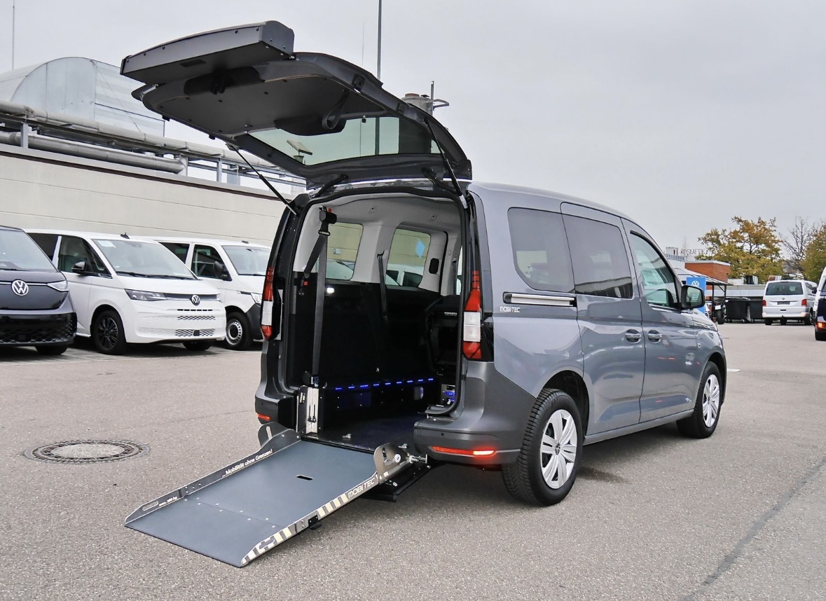 VW Caddy Rollstuhl